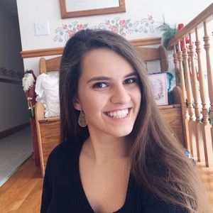 Meet your Posher, Natalie